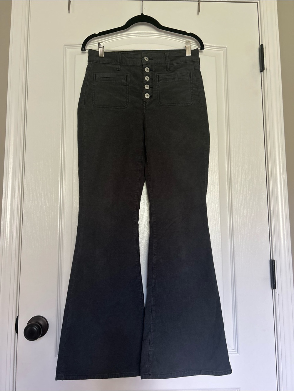 American Eagle High-Rise Button-Fly Charcoal Grey Flare Corduroy Jeans Pants 6 - Picture 3 of 11